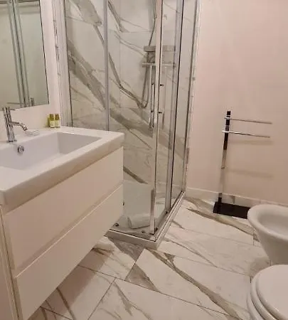 Ritter's & Apartment *