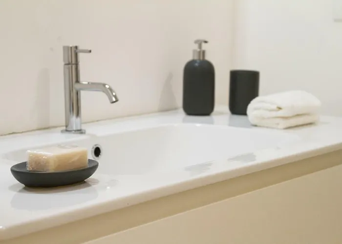 Ritter's & * Трієст